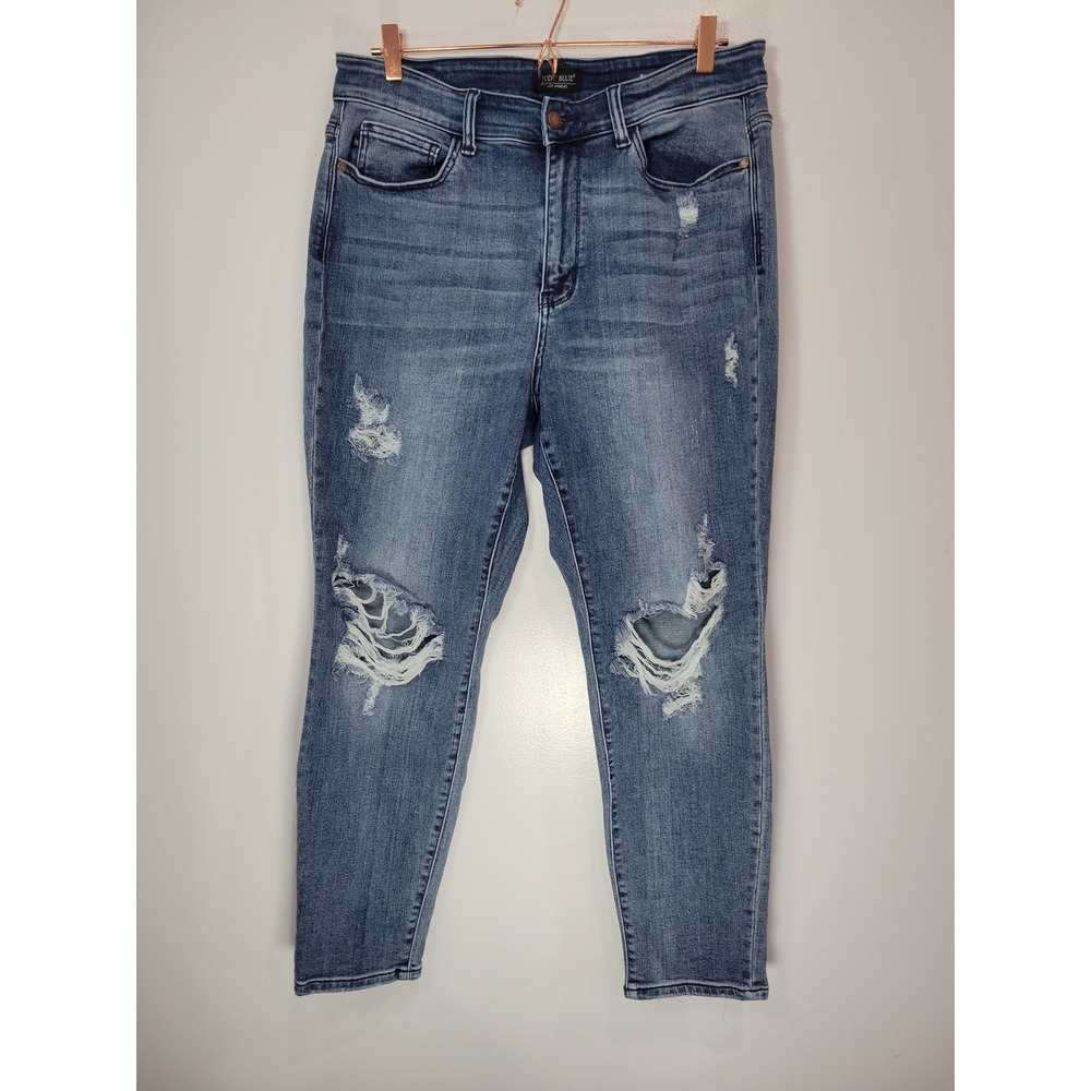 Judy Blue Boyfriend Fit Distressed High Rise Medium Wash Jeans Women Size 32W - Picture 1 of 7